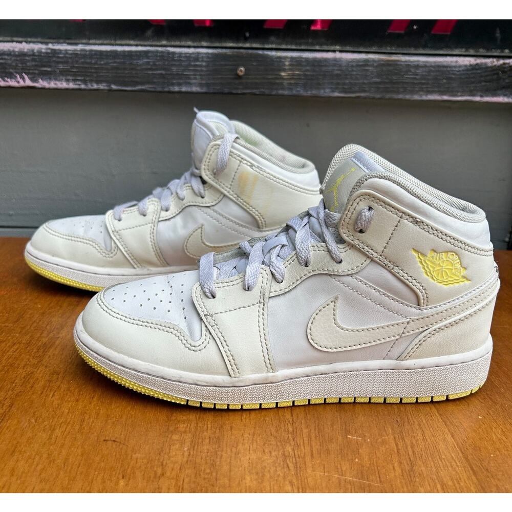 Nike Air Jordan 1 Mid GS White Yellow Youth Size 3.5Y FD8780-181
